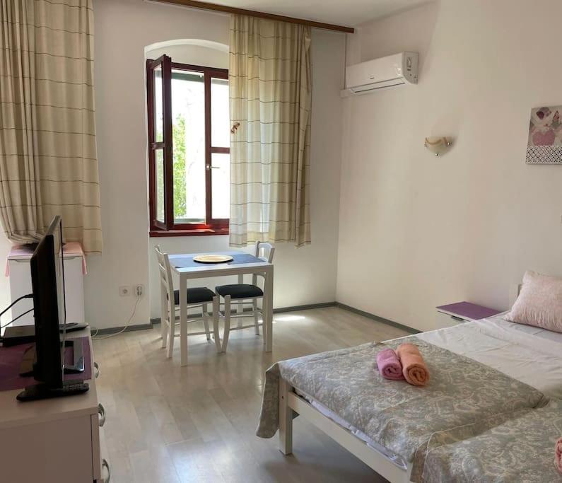 Ferienwohnung Pazarello Split Exterior foto